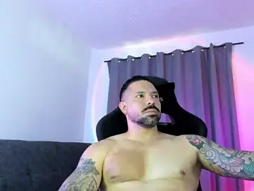 Stripchat Free Live Porn of Pierre_Vidal
