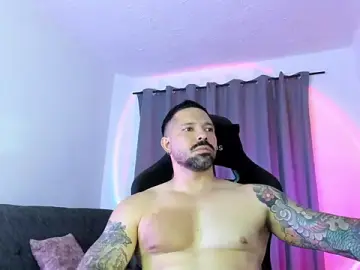 Stripchat Best live sex cam show of Pierre_Vidal