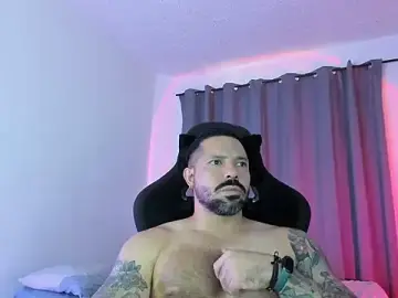 Stripchat Free Porn Cam of Pierre_Vidal
