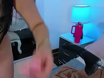 Stripchat Sex Cam of Samantha__Vega