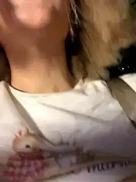 Stripchat Best live sex cam show of SweetBunnyGF