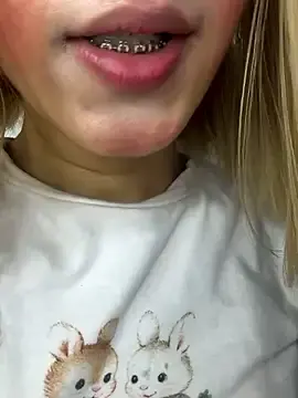 Stripchat Private Sex Chat of SweetBunnyGF