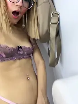 Stripchat Private Sex Chat of SweetBunnyGF