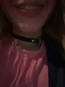 Stripchat Watch Live Sex Cams of SweetBunnyGF