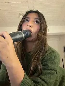 Stripchat Best live sex cam show of aly_golden_