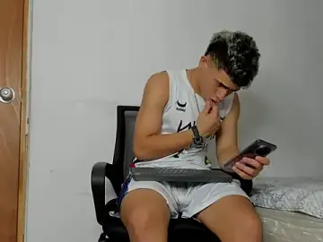 Stripchat Best live sex cam show of andrew_rose_