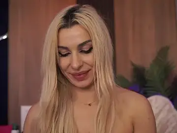 Stripchat Adult Webcams of GoldenSinn