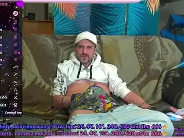 Stripchat Live Sex Cam of SwatRocShy