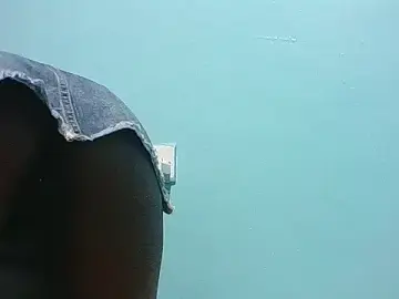 Stripchat Live Porn of BOOBQUEEN25