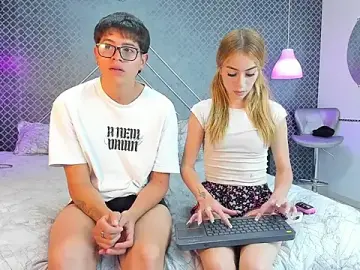 Stripchat Live Sex of Evie_demn