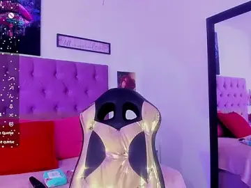 Stripchat Live Sex Cam of Aily_star