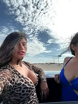 Stripchat Live Porn of sexi_noemi