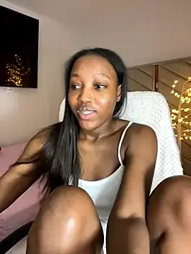 Stripchat Live Sex Cam of KellyaCute_