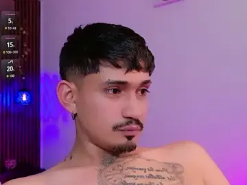 Stripchat Live Sex Cam of Mateo_Valencia_