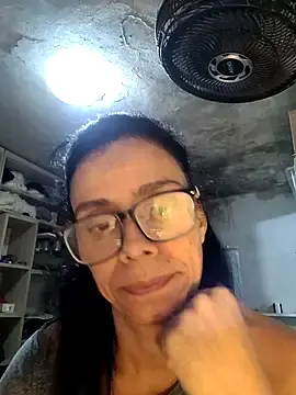Stripchat Live Sex Cam of Cristotoza