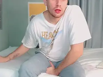 Stripchat Nude Webcam of Luc_7