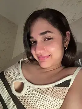 Stripchat Live Sex Cam of MadawiOud