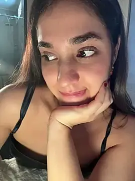 Stripchat Sex Chat of MadawiOud