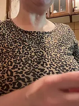 Stripchat Watch Live Sex Cams of TriumphLove