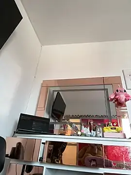 Stripchat Live Sex Cam of jailyncam_