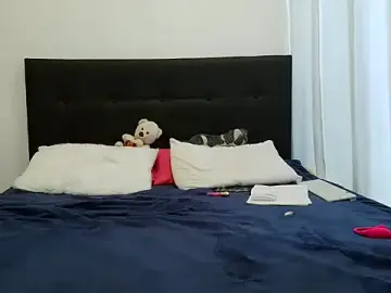 Stripchat Live Sex Cam of july_fucha