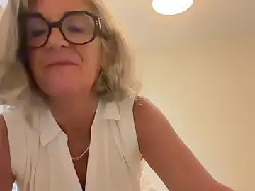 Stripchat Live Sex of NaughtyMonicaUK