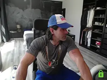 Stripchat Adult Video Chat of latinoo23bom