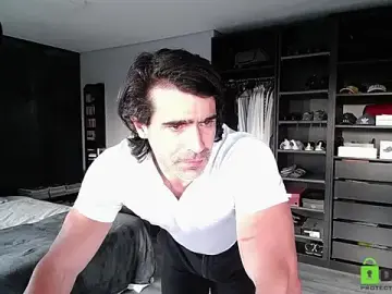 Stripchat Live Sex of latinoo23bom