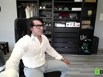 Stripchat Live Sex of latinoo23bom