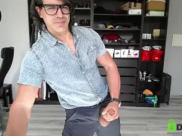 Stripchat Best Webcam of latinoo23bom