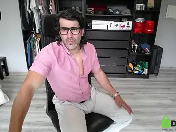 Stripchat Best live sex cam show of latinoo23bom