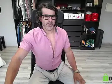 Stripchat Nude Webcam of latinoo23bom