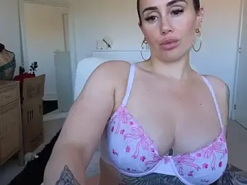 Stripchat Sex Chat of LibbyLoveHeartx