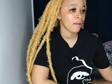 Stripchat Sex Cam of Nisha_102