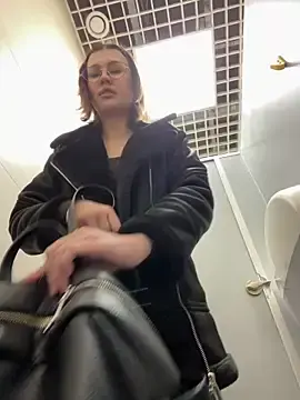 Stripchat Best live sex cam show of RinaCat