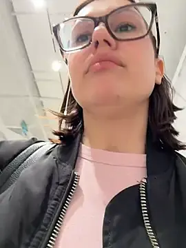 Stripchat Live Sex Cam of RinaCat