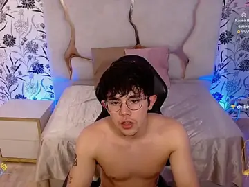 Stripchat Adult Webcam of AxelNoir_tay