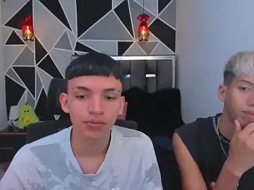 Stripchat Sex Cam of Juan_Nd_Steven