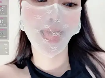 Stripchat Sex Cam of Yuki-77-