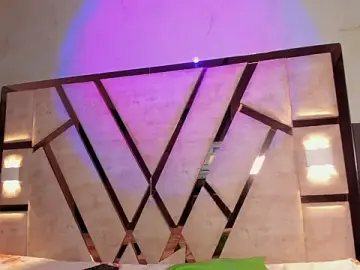 Stripchat Watch Live Sex Cams of salem_rosee