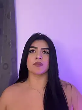 Stripchat Sex Cam of Kariina__69
