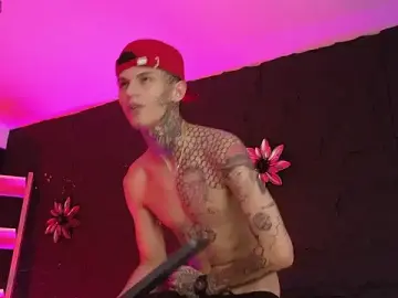 Stripchat Best live sex cam show of Paulo_527