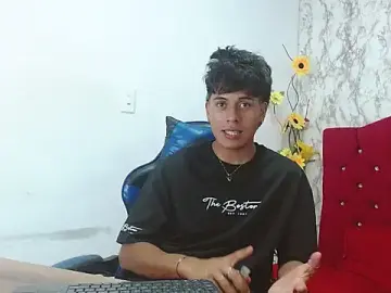 Stripchat Live Porn of Valentino_Lane