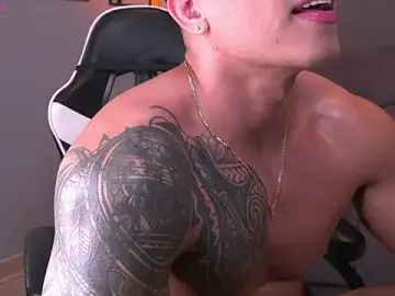 Stripchat Private Sex Chat of tyler_muscle1