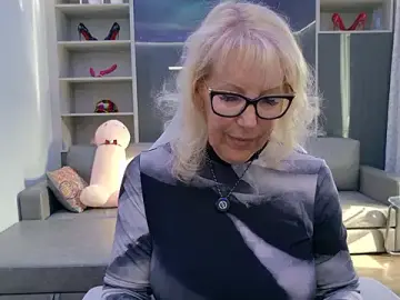 Stripchat Best live sex cam show of FitCougar