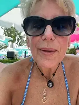 Stripchat Watch Live Sex Cams of FitCougar