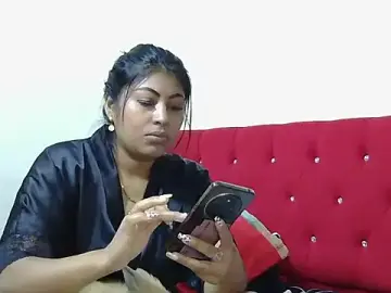 Stripchat Live Sex Cam of Sweet_canelaa73