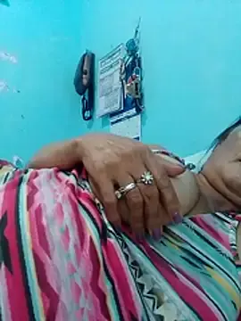 Stripchat Free Live Porn of sexylizzy4u