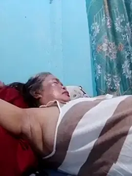 Stripchat Nude Webcam of sexylizzy4u