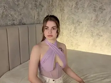 Stripchat Sex Cam of RosyWhisp